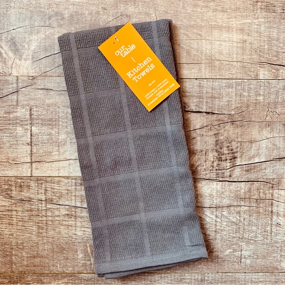 Our Table—Everyday Solid Kitchen Towels (Grey, Set of 2) Bed Bath & Beyond NWT - Picture 3 of 8